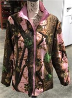 Ladies Medium Pink Camouflage Jacket