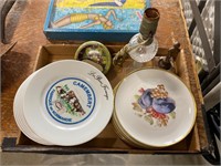 Plates & Decorative Items Lot