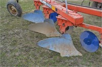 Allis-Chalmer 200 3 bottom plow
