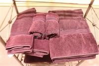 Full Set of Purple Bath, Hand Towels, Face Clothes