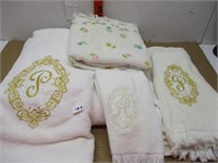 Assorted Towel Lot