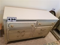 vintage style dresser