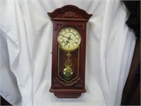 Classic Manor Clock