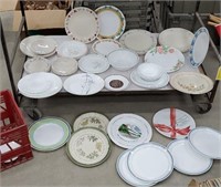 Corelle - many plates - displayed by pattern in