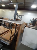 1 Desk Riser & 4 Rectangular Desks Wood Top