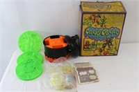 1978 Creepy Crawlers Thingmaker II in Original Box