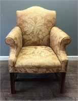 VINTAGE UPHOLSTERED CHAIR