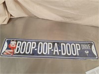 Betty Boop street sign