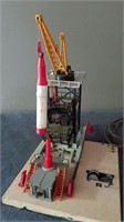 Lionel Rocket Launcher (175) & Rocket Car (6175)