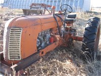 CO-OP E5 Tractor w/Cocksutt Grill Strip (front end