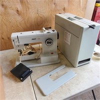 Pfaff 1222 Sewing Machine