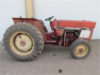 International 484 Tractor