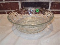 10" Glass Serving Bowl