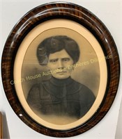 Antique oval framed photo, woman, Photo encadrée