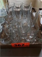 LOT CLEAR GLASS TUMBLERS