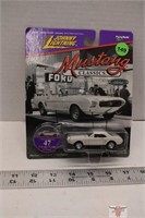 Johnny Lightning 1/64 Scale 1963 Mustang II