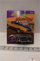 Johnny Lightning 1/64 Scale 1973 Mustang Mach 1