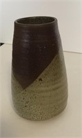 Deichmann pottery vase, 4.75" x 2.75"