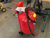 GRIZLY 20-GALLON PORTABLE SAND BLASTER, LIKE NEW