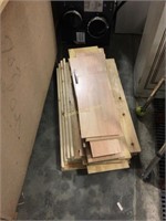 Plank Wood Flooring and Wood Pieces