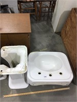 Porcelain Sink with Pedestal