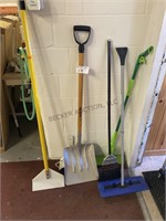 shovel, car scraper, broom