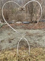 Heart hangers outdoor garden