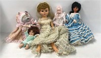 Tray Lot of Dolls