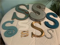 8 - decorative S letters