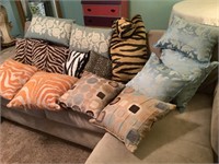 14 - decorative pillows