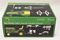 1/16 John Deere Model 140 Lawn Tractor Precision