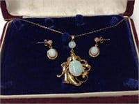 14k yellow gold Opal Pendant and Earring Suite
