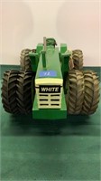 Ertl White Oliver 2455 Tractor Agco Collector