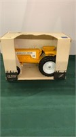 Ertl Minneapolis Moline 6940 Tractor w/ Box