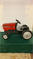 Case International 7130 Pedal Tractor