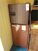 Frigidaire & Hotpoint mini fridges