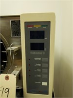 Pelton & Crane Validator 8 Autoclave