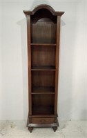 Tall Bookcase - Estante