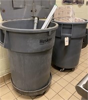 Trash Cans with Rolling Dolly