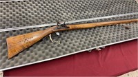 FlintLock Rifle 62cal Curly Maple stock