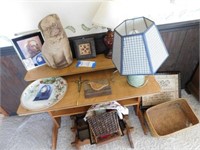 Primitives, wood stand, lamps, basket