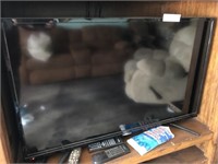 Hisense 42" Flat Screen TV