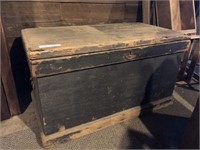 Vintage Wooden Chest with Interior Till