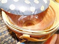 4 Yellow ware stoneware bowls & molds +
