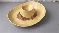 Mexican Hat Chip & Salsa Bowl