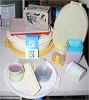 Box Tupperware Coasters