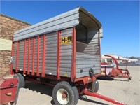 H&S WB18 18ft Rear Unload Forage Wagon