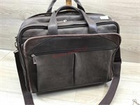 SOLO LEATHER BRIEF CASE W/ HANDLE AND WHEELS SOLO