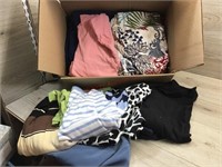 BOX OF LADIES SIZE LARGE TOPS AND BLOUSES BOX OF L