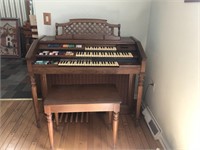 Nice Wurlitzer Organ with Bench (Plays Great!)